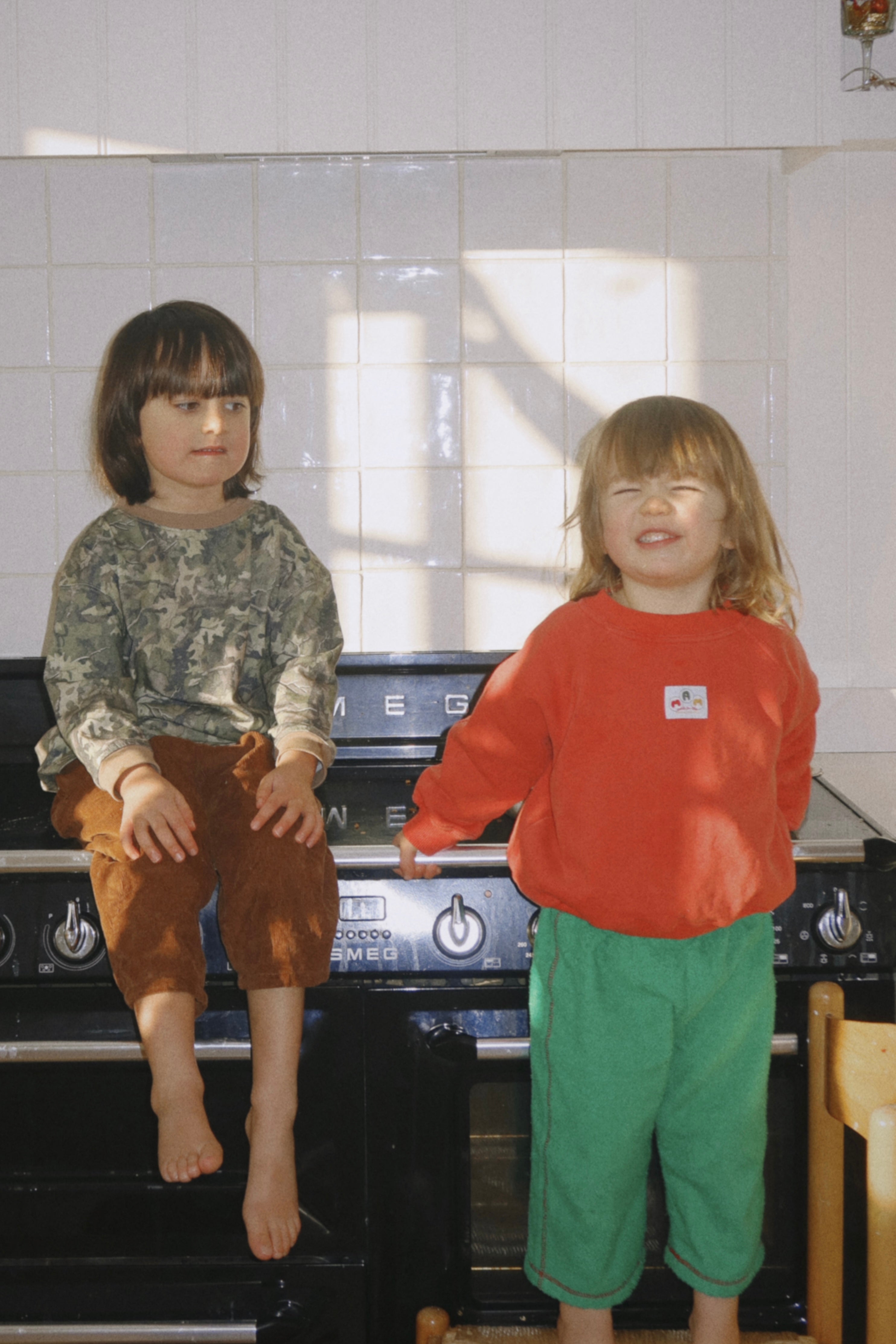 The Raglan Pullover | Washed Red