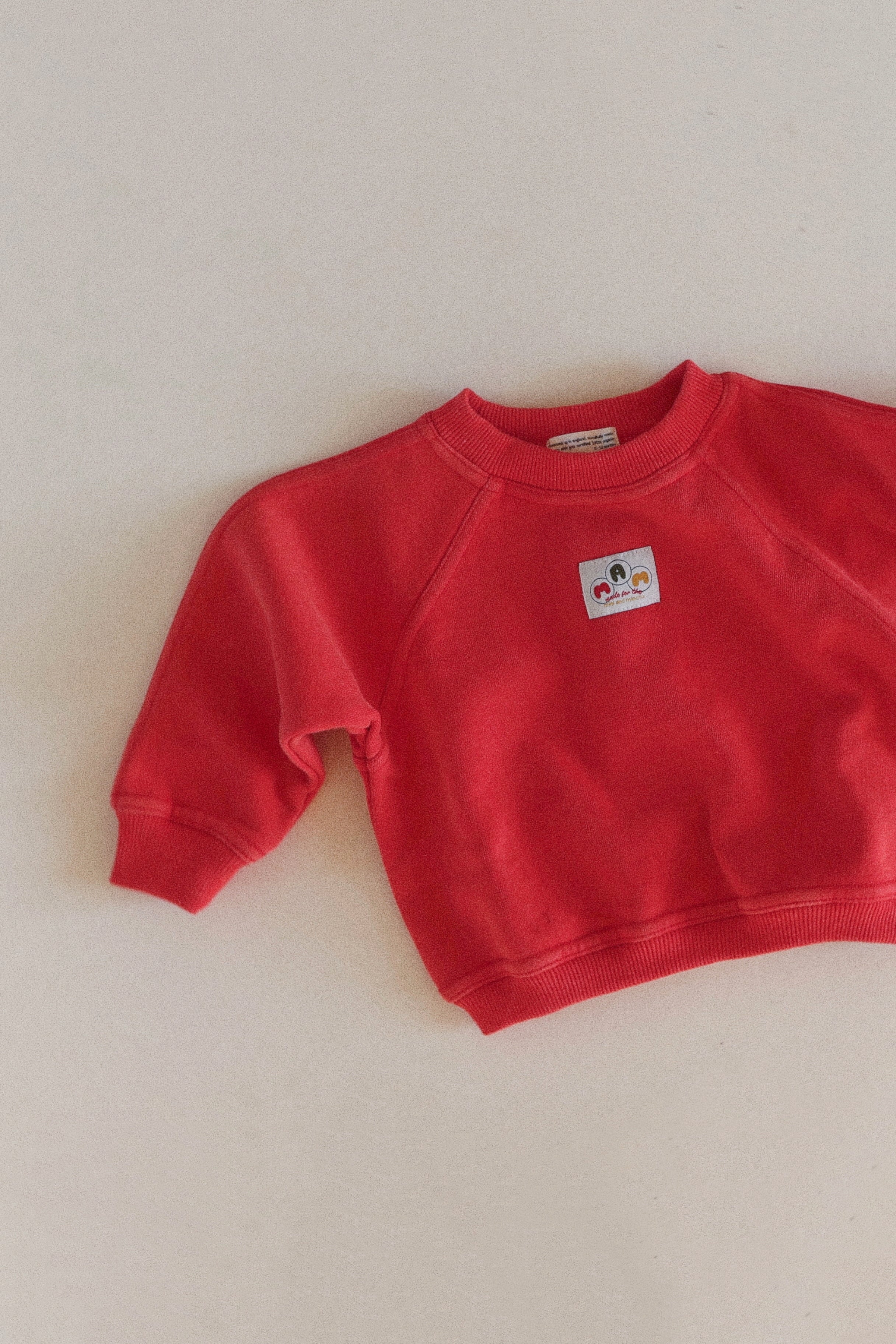 The Raglan Pullover | Washed Red