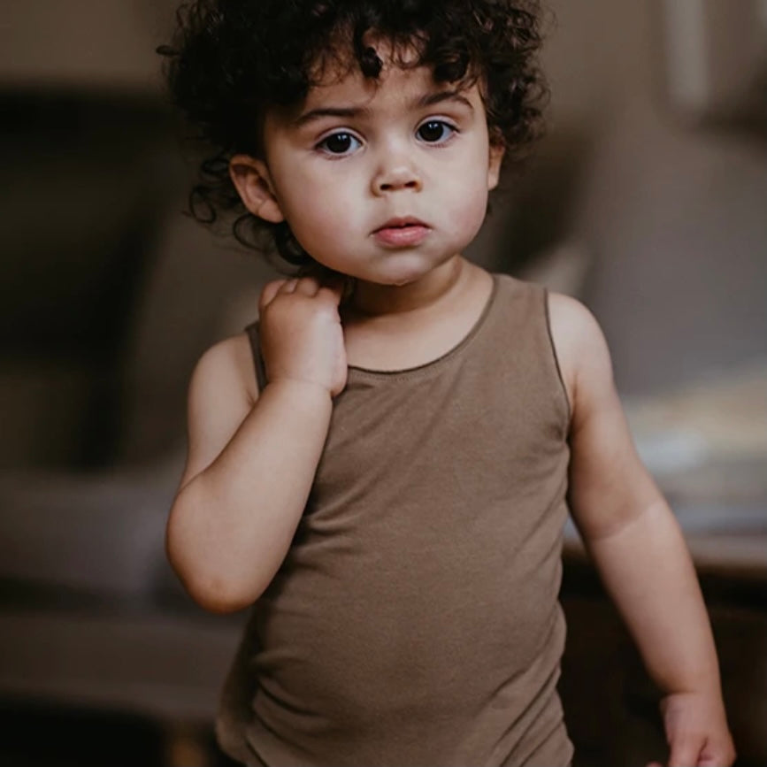 SLEEVELESS ONESIE | WALNUT